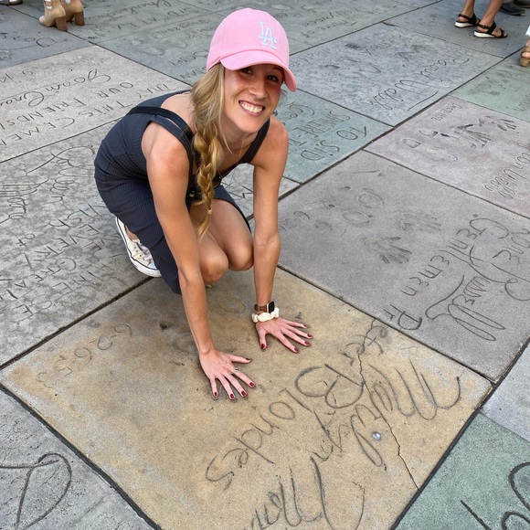 Meet your Posher, Bethany - Picture 1 of 3